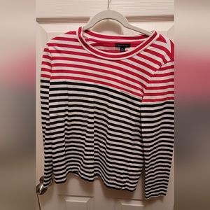 (NWOT) Tommy Hilfiger womens long sleeve shirt striped red black white small pkt